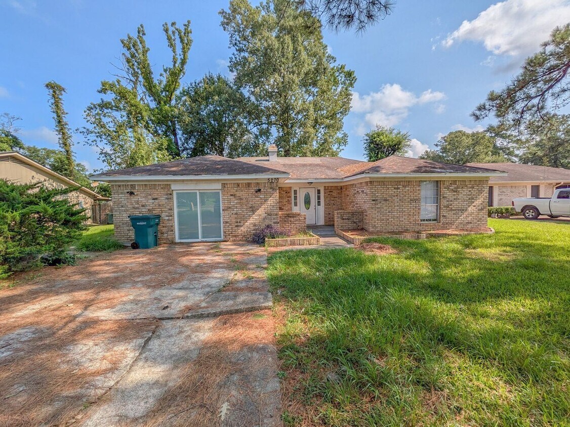 Primary Photo - 5270 Wildwood Dr