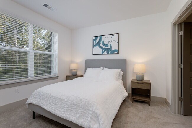 Foto del edificio - 950 Brittany Park Dr
