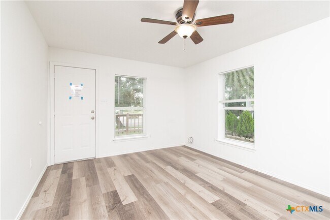 Foto del edificio - 306 S 25th St