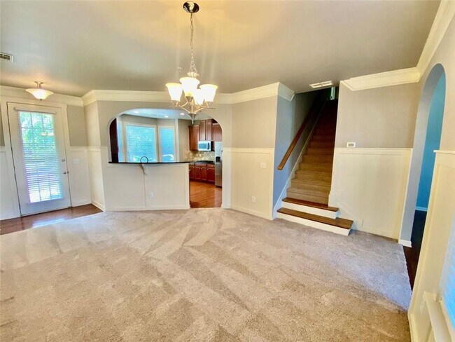 Building Photo - 3322 Castleberry Village Dr