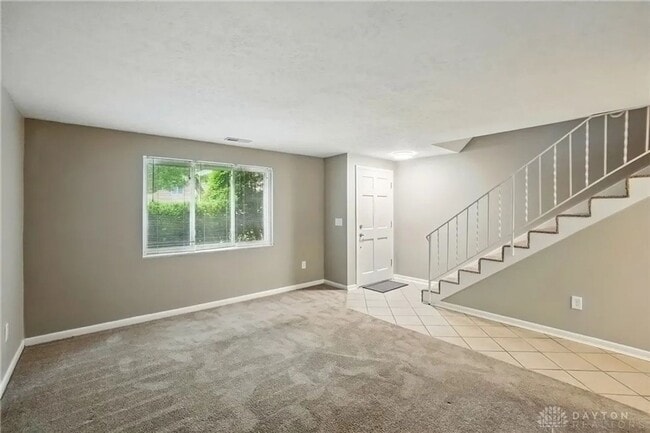 Foto del edificio - 765 Clareridge Ln