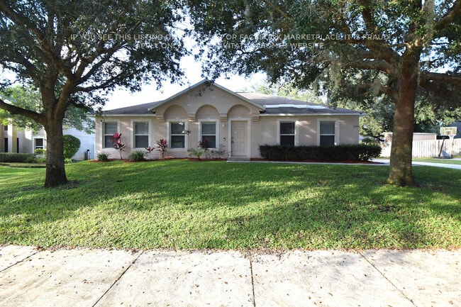 Building Photo - 2304 Kingscrest Cir
