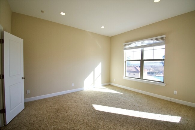 Foto del edificio - 17040 W Farm To Market 1097