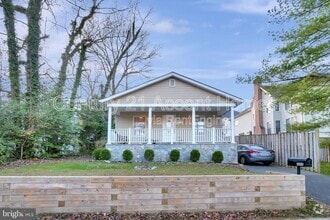 Building Photo - 4000 Roberts Rd