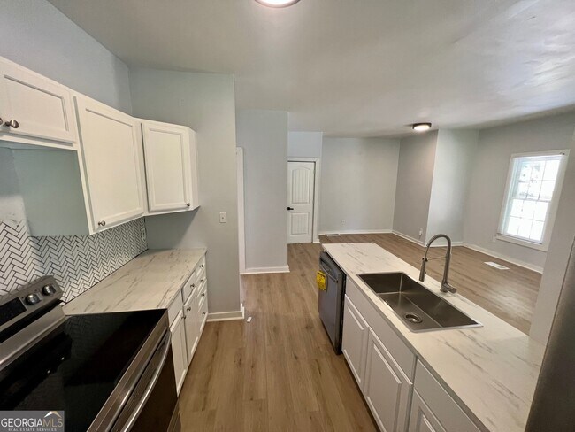 Foto del edificio - 1065 Ada Ave NW