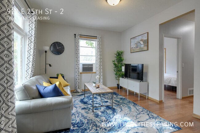 Foto del edificio - 912 E 25th St