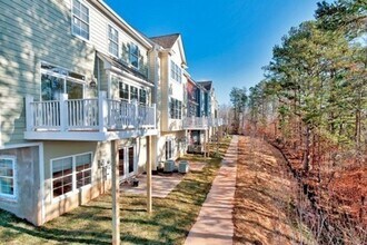 Building Photo - 1582 Wickham Pond Dr