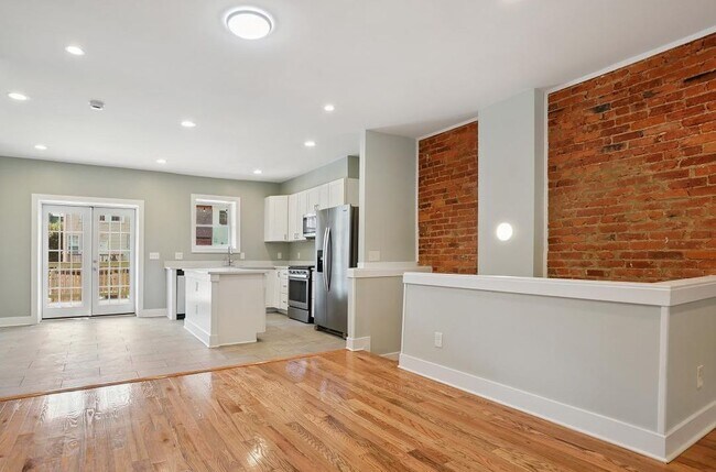 Foto del edificio - 37 Michigan Ave NE