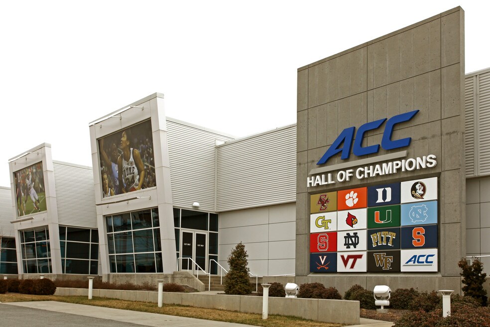 Is Spring Valley a Good Place To Live in Greensboro? Neighborhood