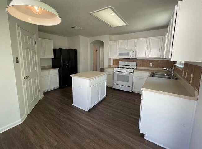 Foto del edificio - 224 San Felipe Dr