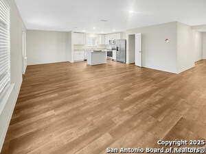 Foto del edificio - 856 Heartseed Ave