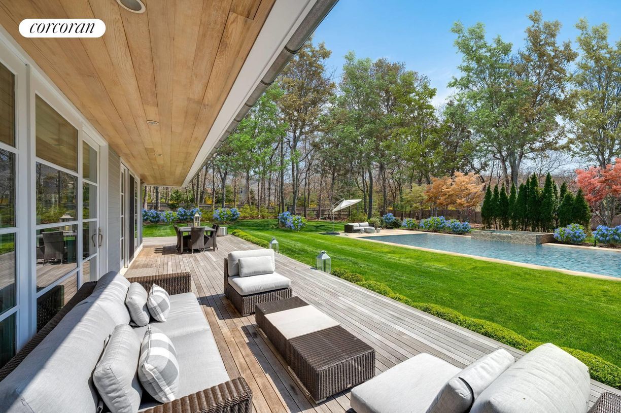 30 Harbor View Dr, East Hampton, NY 11937 House for Rent in East