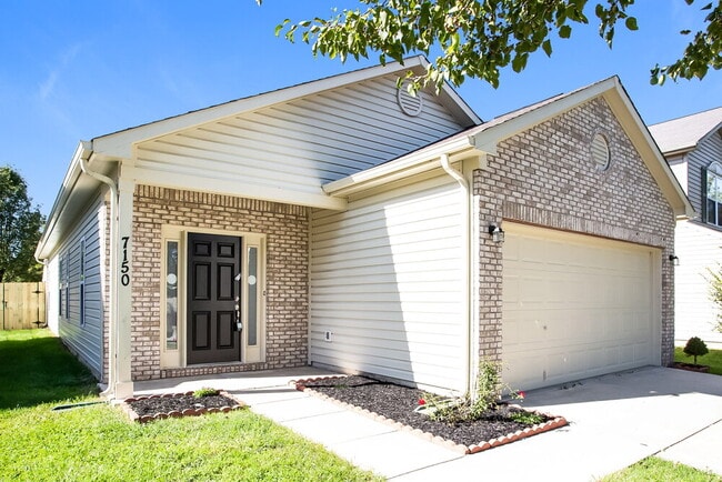 Building Photo - 7150 Parklake Pl
