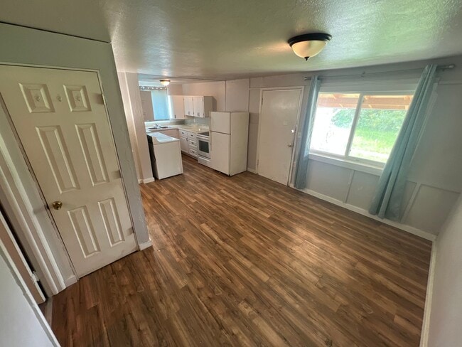 Building Photo - Cleveland