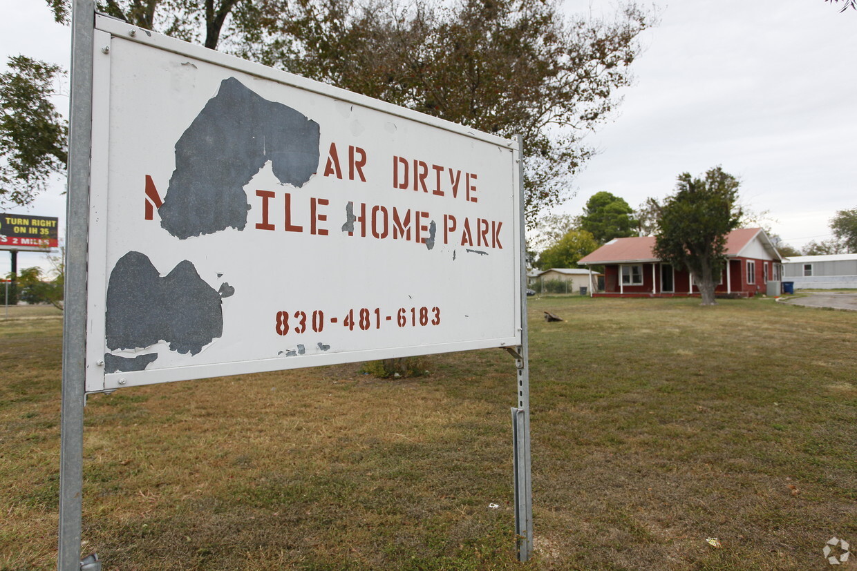 Building Photo - Dollar Drive Mobile Home Park