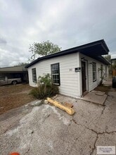 Building Photo - 201 McGregor St