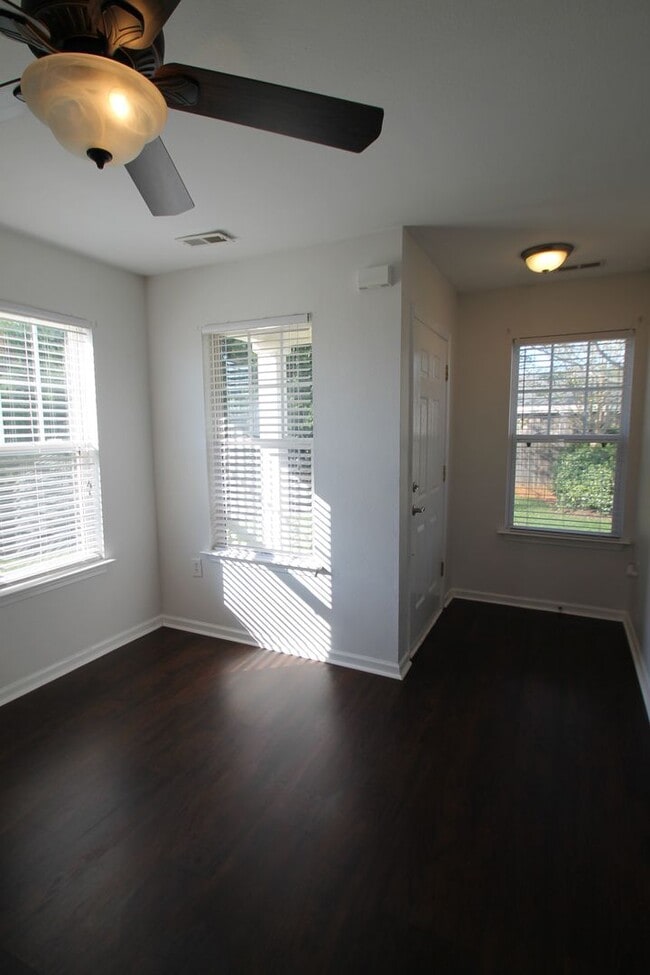 Building Photo - 1439 Jasper Ridge Dr