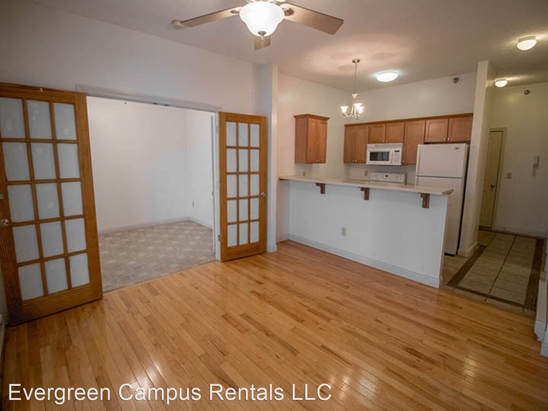 Primary Photo - 128 Pierce St