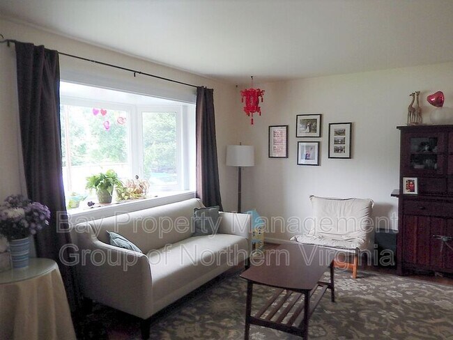 Foto del edificio - 5355 Holmes Run Pkwy