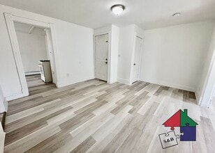 Building Photo - 94 Malletts Bay Ave