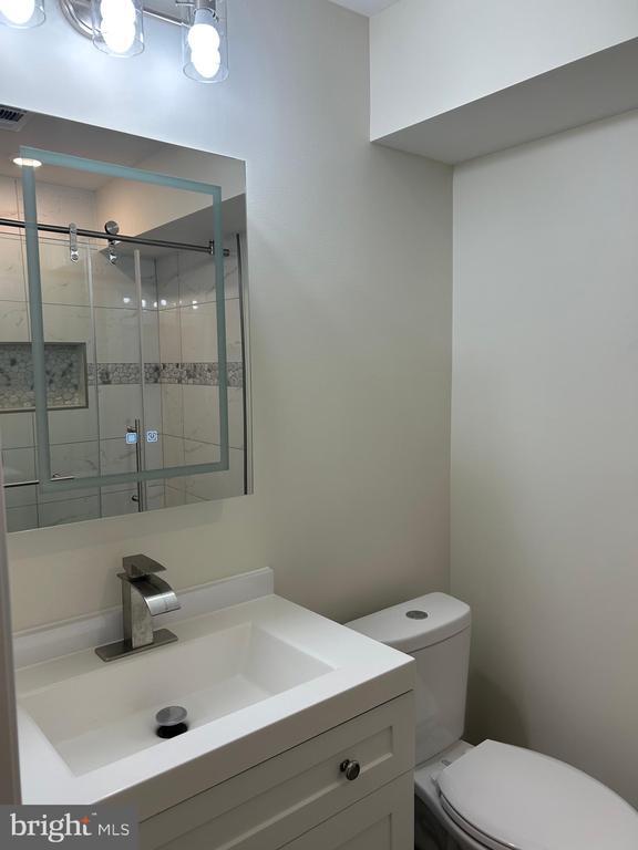 Foto del edificio - 2703 Deer Ridge Dr