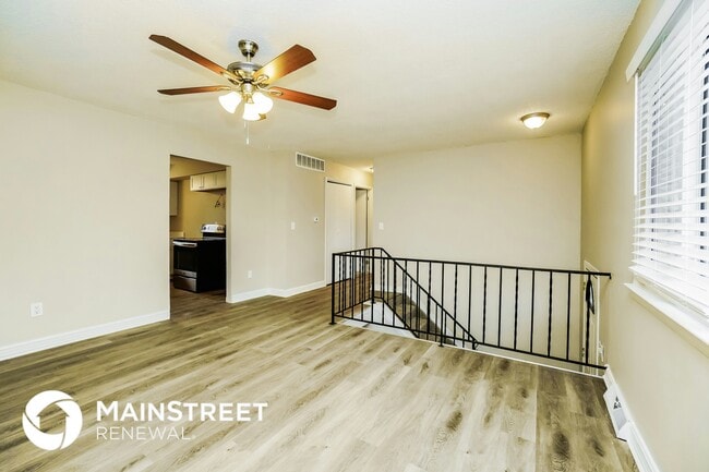 Building Photo - 2684 Glenbriar St