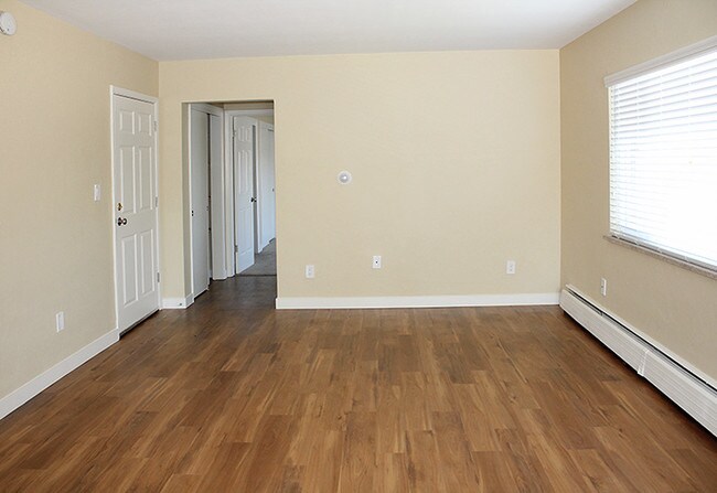 Foto del edificio - 1421 Steele St