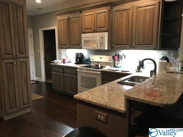 Foto del edificio - 27572 Carrington Ct