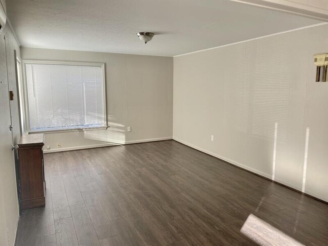 Foto del edificio - 1040 Spruce St NE