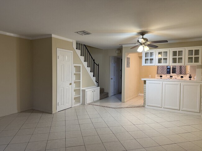 Foto del edificio - 3000 W Illinois Ave