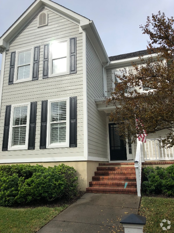 Building Photo - 921 Mitchell Ln
