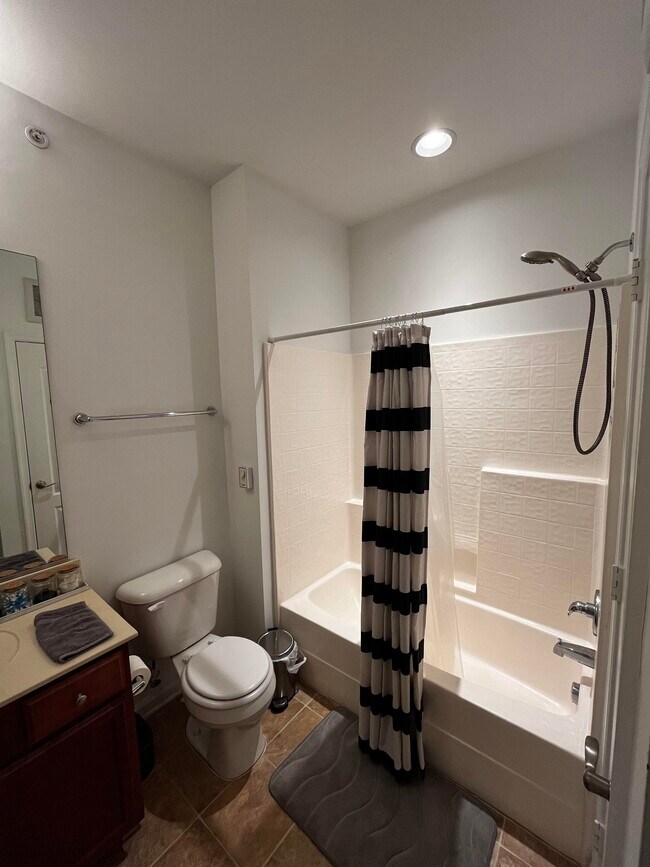 Building Photo - 5201 Nuthall Dr