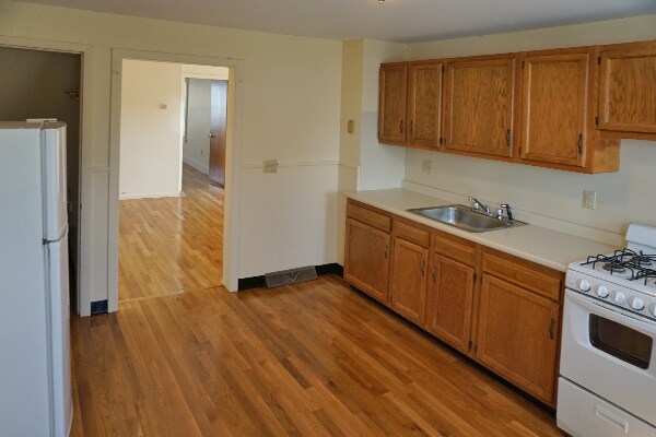 Building Photo - 19 Norumbega Terrace