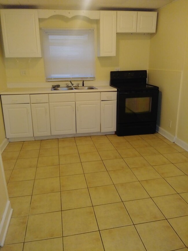 Foto del edificio - Cozy 2 Bedroom House - No Gas Bill