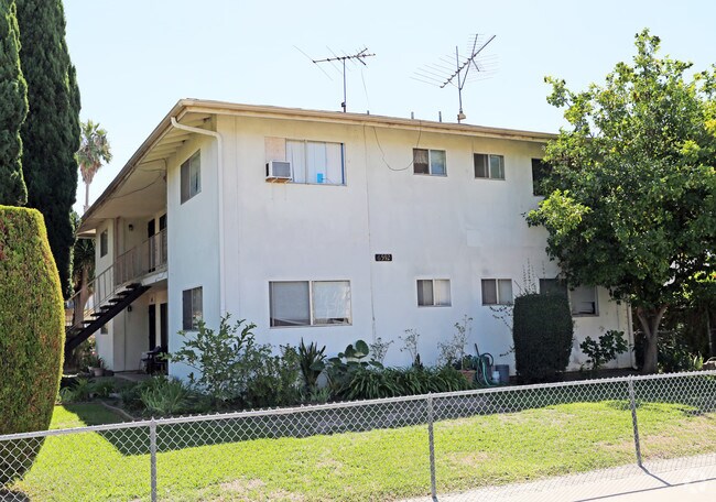 Foto del edificio - 6592 Ginger Ln