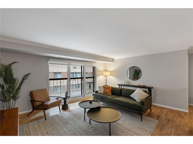 Foto del edificio - 2885 Knox Ave S