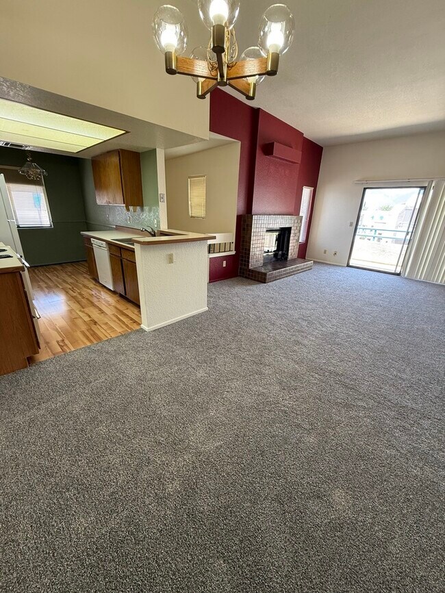 Foto del edificio - APARTMENT FOR RENT