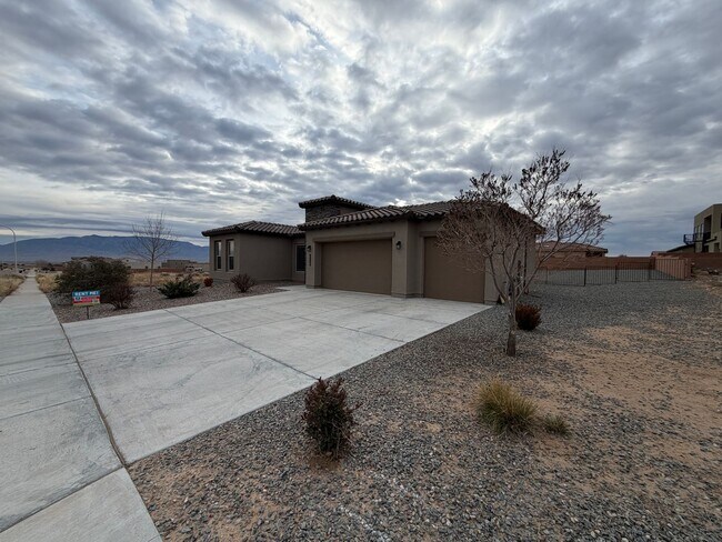 Foto del edificio - Luxury Multi-Gen (2 living areas) Single Story 3 Car Garage New Construction Available in Prestig...