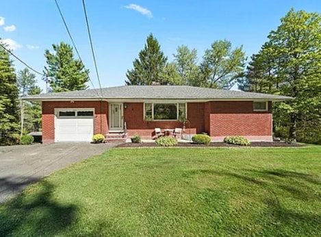 Building Photo - 324 Dimmock Hill Rd
