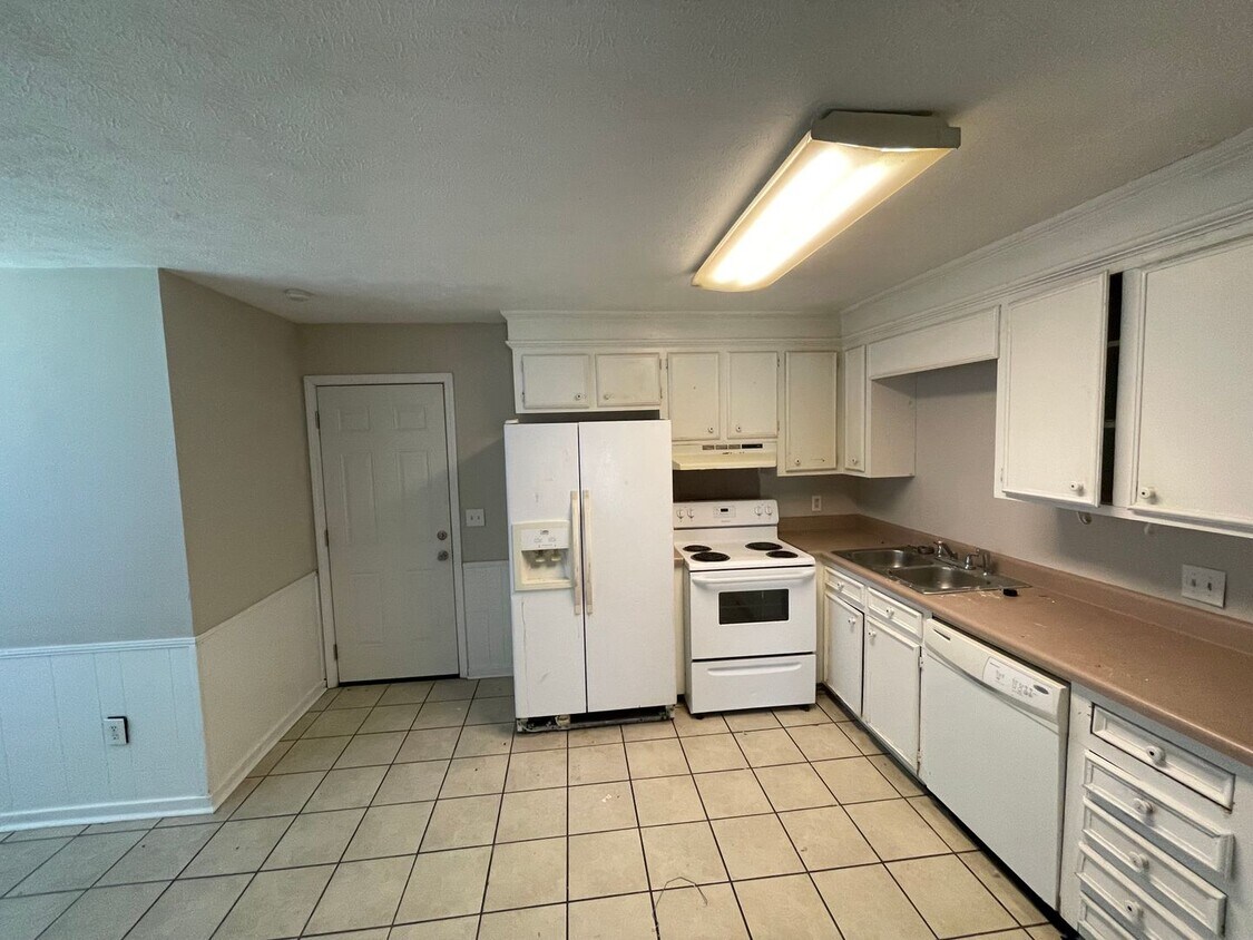 Foto del edificio - 5731 Horton Ave