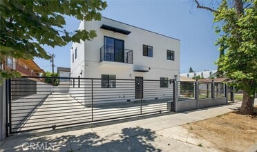 Building Photo - 14732 Gilmore St