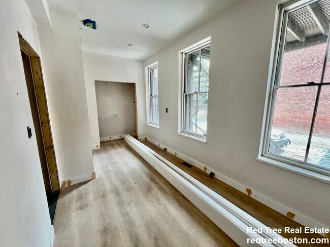 Foto del edificio - 1607 Tremont St