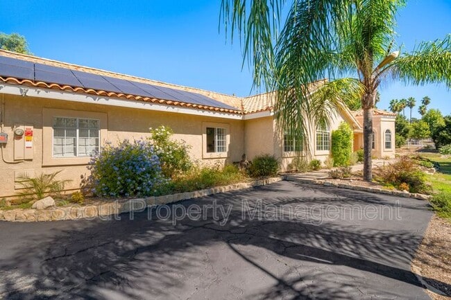 Building Photo - 30780 Cool Valley Ranch Ln
