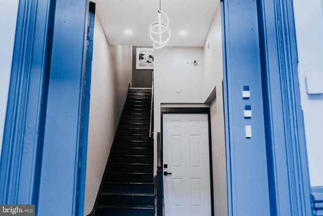 Building Photo - 2511 Madison Ave