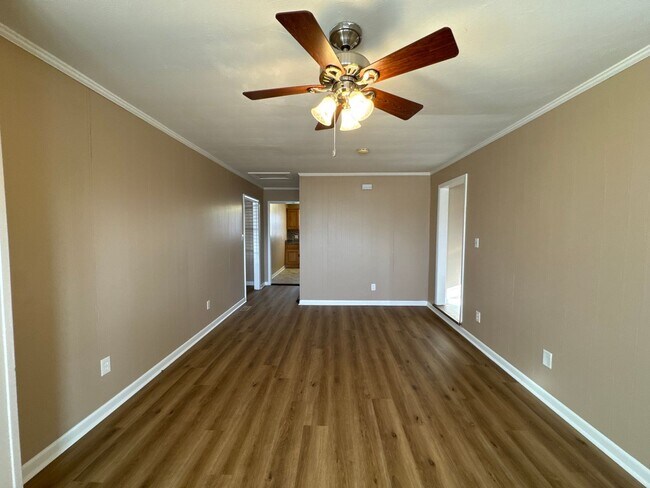 Foto del edificio - Charming 3BR Near MTSU & Downtown Murfreesboro