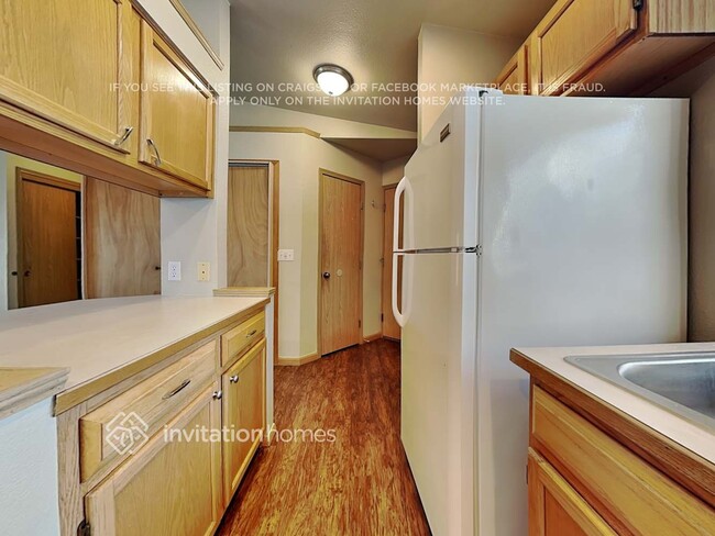 Building Photo - 3913 48th Ave NE