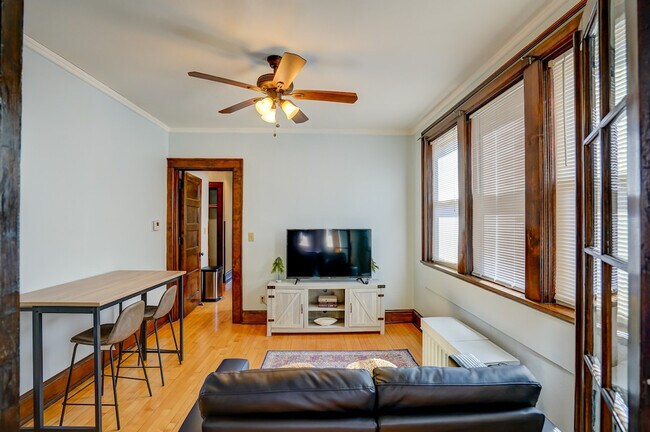 Foto del edificio - 1253 Williamson St