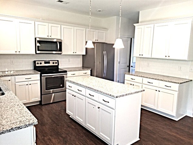 Foto del edificio - 3483 Shady Cove Ct