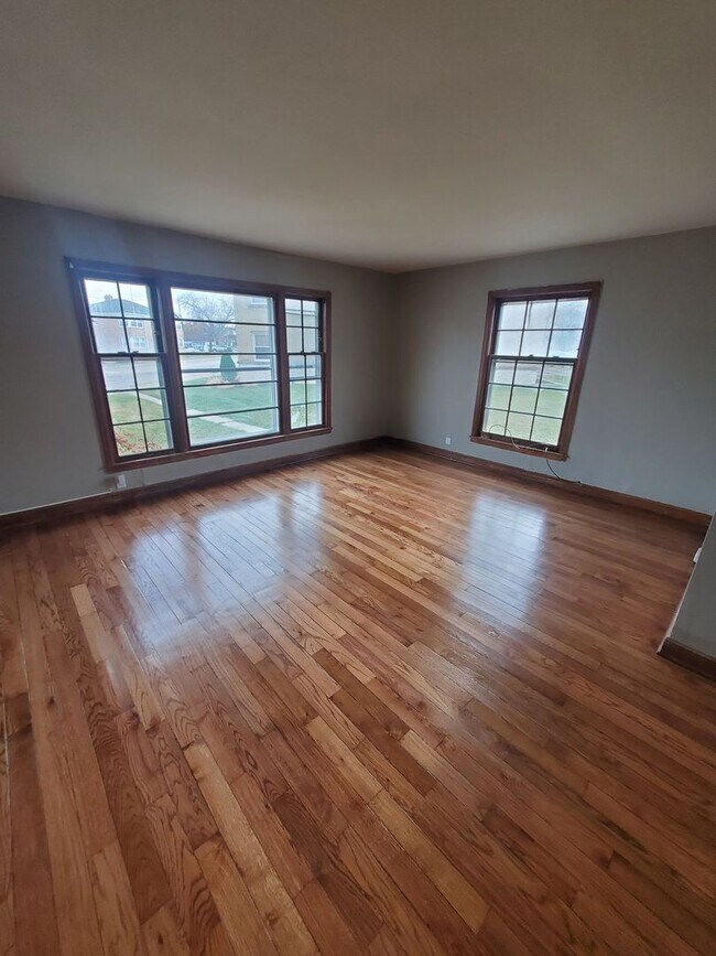 Foto del edificio - 6069 W Appleton Ave
