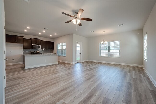 Building Photo - 436 Long Beach Bay Dr